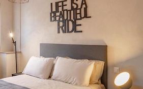 Relais Flora Arzo Appartamento Superior Di Vacanza Con Posteggio